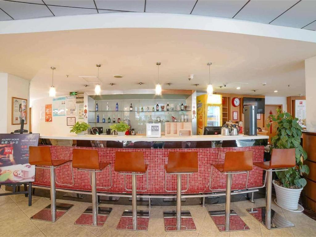 Ibis Chengdu Yongfeng Hotel Zewnętrze zdjęcie